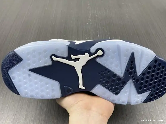 CT8529-141 Jordan Navy 6 (2022) Midnight Retro 0427